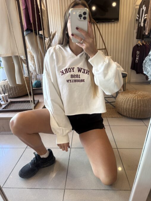 Buzo Crop NY - Imagen 2