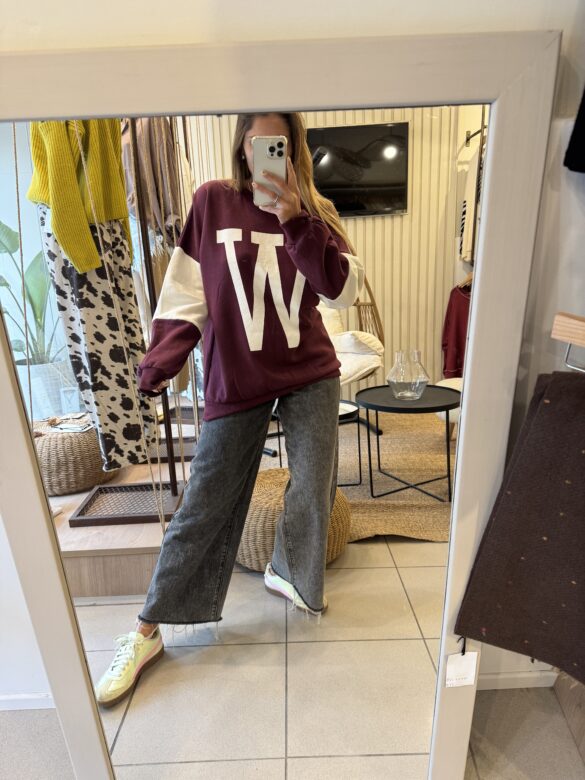 Buzo W Bordo