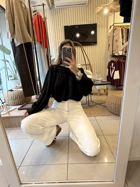 Blusa Romántica Negra