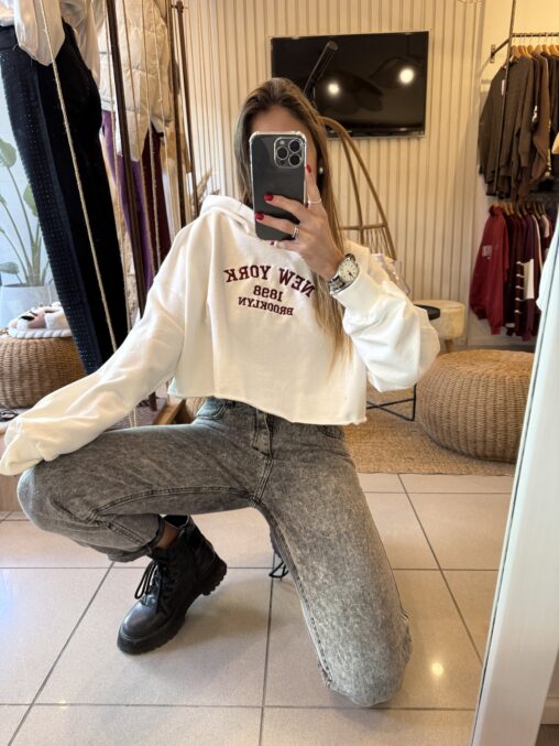 Buzo crop nyc - Imagen 5