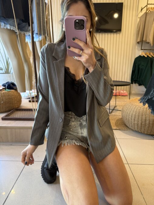 Blazer Rayado gris