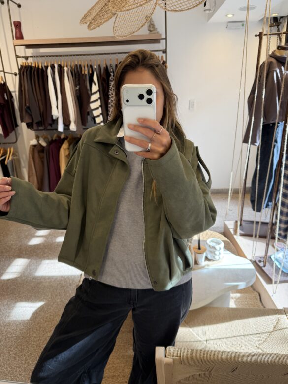 Campera bomber verde