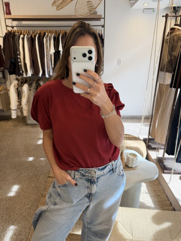 Remera Princesa Bordo