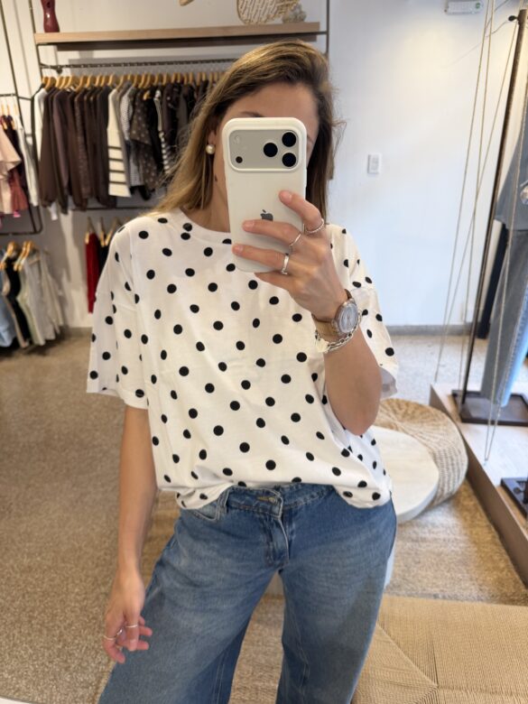 Remera Lunares blanco